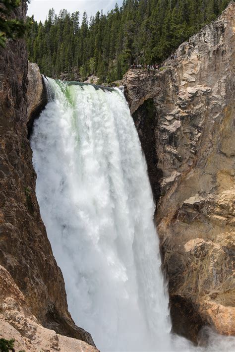 Yellowstone NP: Hiking at Yellowstone Grand Canyon - Fish and Feathers Travel Blog