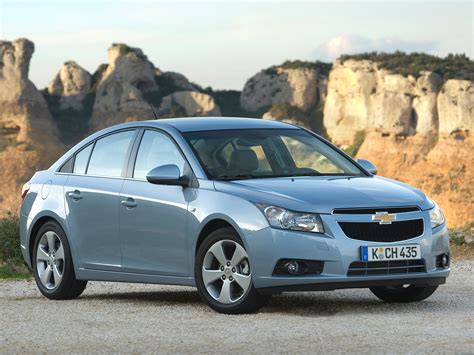 Cruze Sedan / J300 / Cruze / Chevrolet / Database / Carlook