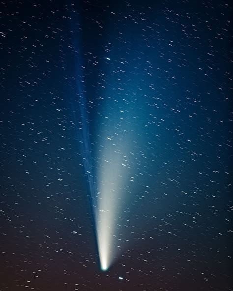 Comet C/2020 F3 Neowise with Ion Tail / Comets / Sky / Photos | Bernd Nies