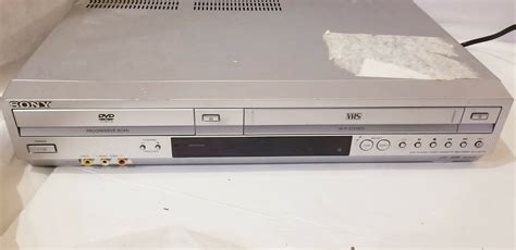 Sony SLV-D271P Combo DVD + VCR DVD/VCR Combo Silver tone VHS recorder ...