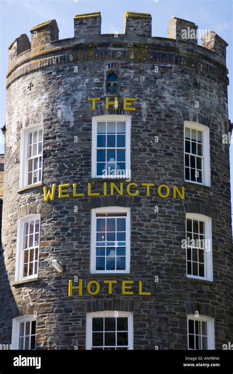 The Wellington Hotel in Boscastle Stock Photo - Alamy