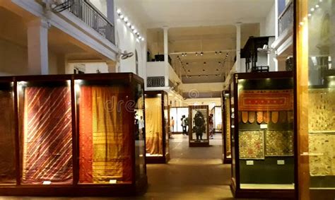 Exhibits at Indian Museum in Kolkata Editorial Stock Photo - Image of ...