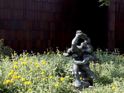 The Norton Simon Museum Sculpture Garden | Sculpture Nature