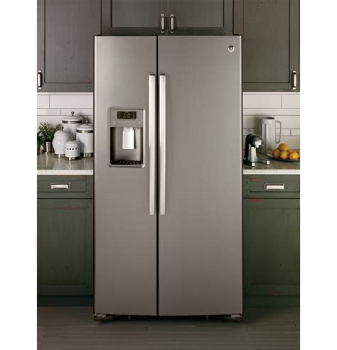 Customer Reviews: GE 22.5 Cu. Ft. Side-by-Side Refrigerator with Thru ...