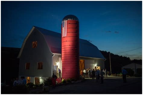 Julia + Curt! Married! Red Silo Barn Wedding Photography | Amberlee Christey Photography