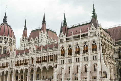 Budapest Parliament building 12861228 Stock Photo at Vecteezy