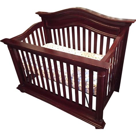 Toys R Us Baby Cache Heritage Convertible Crib in Cherry - AptDeco