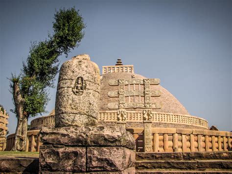 Travel Guide to Sanchi Stupa - History, Architecture, Attractions