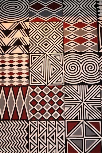 Imigongo style artwork at Nyungwe Forest Lodge, Rwanda African Pattern Design, African Design ...