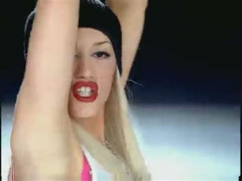 Hollaback Girl [Music Video] - Gwen Stefani Image (27189574) - Fanpop