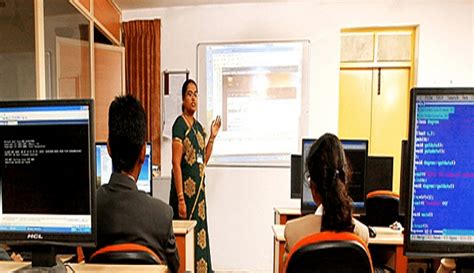 Sri Shakthi Institute of Engineering and Technology, Coimbatore: Fees ...