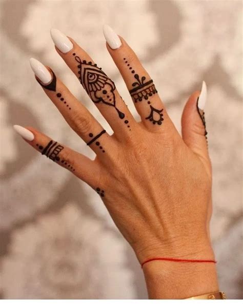 55 Beautiful Henna Tattoo Design Ideas ~ feryhan.com #makeup #makeupideas #makeupins… | Henna ...