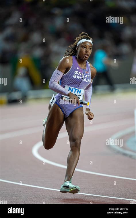 Amber Anning participating in the 4X400 meters relay at the World ...