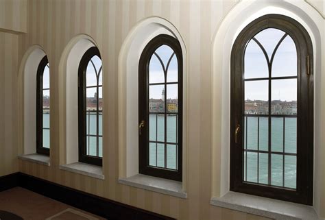 BRONZE WINDOWS AND DOORS–STRENGTH AND BEAUTY COMBINED - Steel Windows and Doors