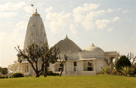 Birla Mandir Jaipur - A Must Visit White Marble Structure in All Pink City