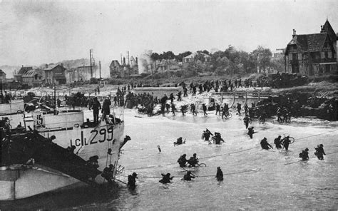 Juno Beach 1944 | American D-Day Tours | Normandy Beaches Battlefield Guide