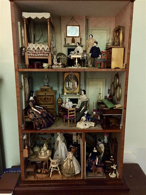 Antique Dollhouse Miniatures