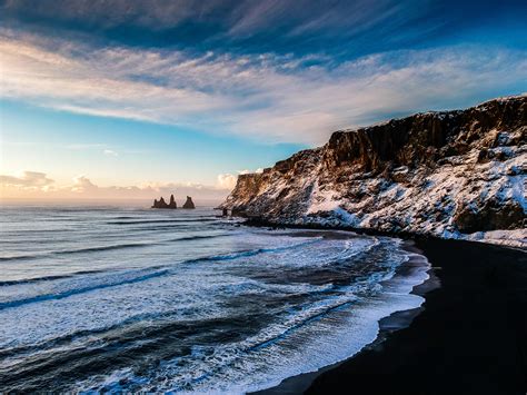 Black Sand Beach in Vik- Iceland : r/photocritique