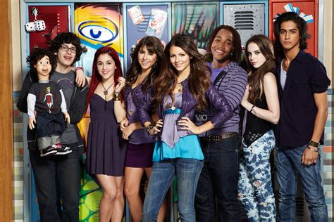 'Victorious' Castmates Victoria Justice and Avan Jogia Reunite For New Film - J-14