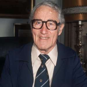 Adolf Dassler Birthday, Real Name, Age, Weight, Height, Family, Facts, Death Cause, Contact ...