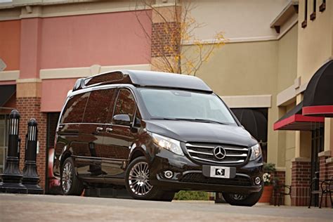 Mercedes-Benz Metris - Explorer Van