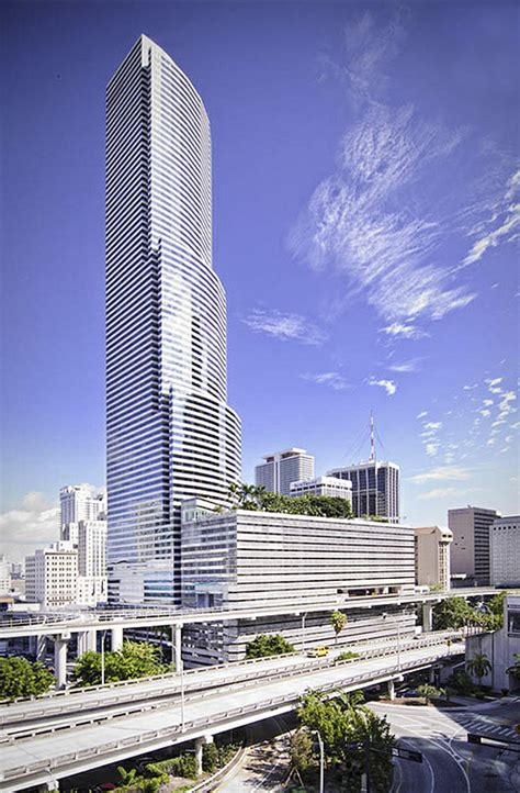 Miami Tower, Brickell Avenue, Downtown Miami, Florida, United States of ...