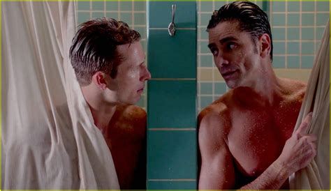 John Stamos & Glen Powell Steam Up 'Scream Queens' with Sexy Shower ...