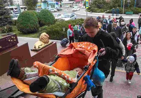 Exodus: Russian-Occupied Kherson Evacuates As Ukrainian Forces Draw Closer