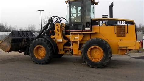 2001 CAT IT28G Articulating Wheel Loader - YouTube