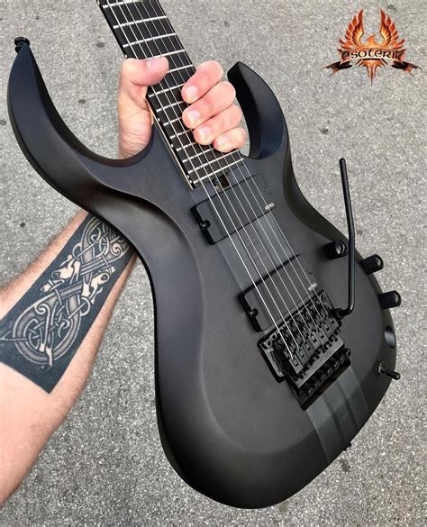 Pin on GUITARS | Black electric guitar, Cool electric guitars, Electric ...