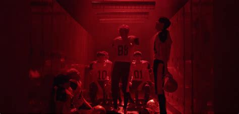 Exo’s “Love Me Right” is an Aesthetic Overload – Seoulbeats