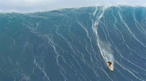 6 Largest Waves Ever Surfed - Largest.org