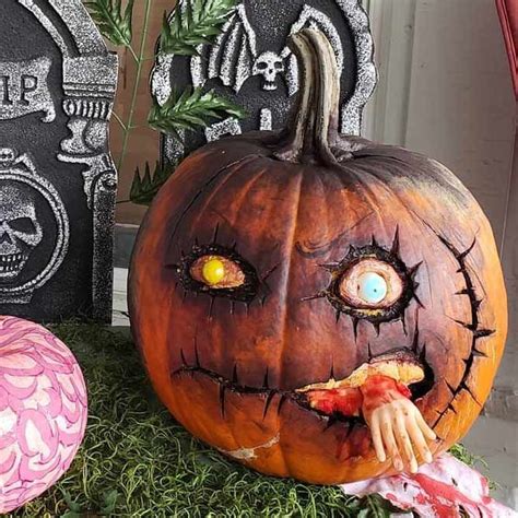 Zombie Pumpkin Carving Idea #zombie #monster ★ Want to impress everyone with fascinating pumpkin ...