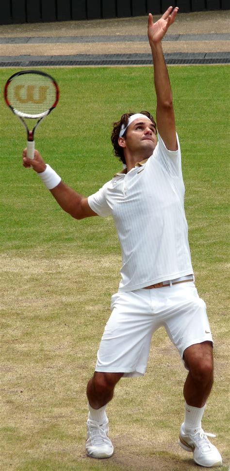 File:Roger Federer (26 June 2009, Wimbledon) 2 new.jpg - Wikipedia