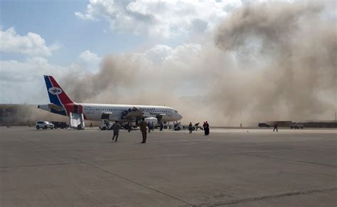 26 Killed In Yemen Airport Blasts After Arrival Of New Government