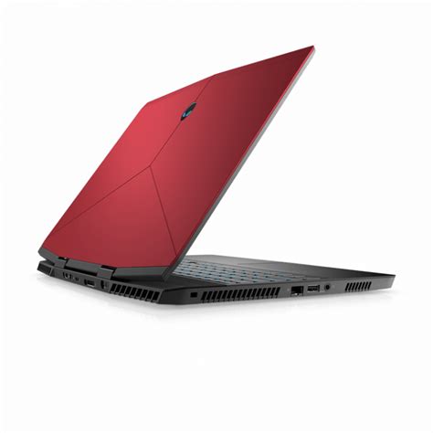 Early impressions: Alienware takes a few risks with the new M15