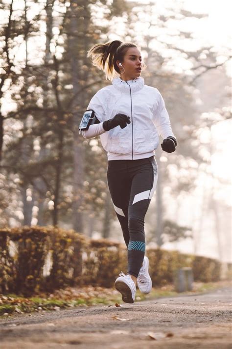 Winter Workout Gear That'll Make Your Cold Workouts Way Less Miserable ...