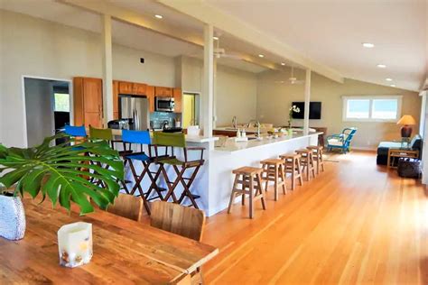 north-shore-oahu-beachfront-vacation-rental • Lush Palm