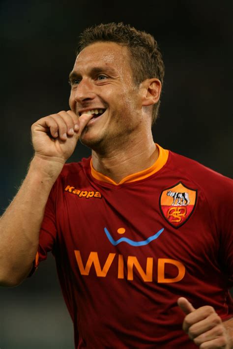 Francesco Totti ~ Football World