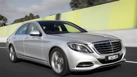 Mercedes-Benz S300 BlueTEC Hybrid Review - Drive