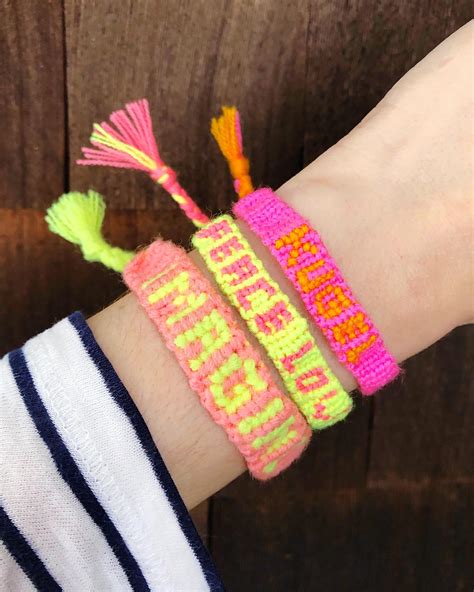 DIY Word & Name (Alpha) Friendship Bracelets | the neon tea party