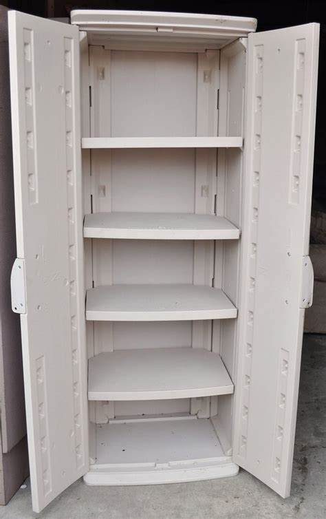 Rubbermaid storage cabinet (open) | The Rubbermaid storage c… | Flickr