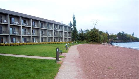 Grand Marais Hotel on Lake Superior | Best Western Plus Superior Inn