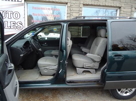 2005 PONTIAC MONTANA SV6 GREEN INTERIOR | Bob Currie Auto Sales