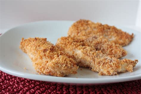 Momma Hen's Kitchen: Panko Crusted Chicken Strips