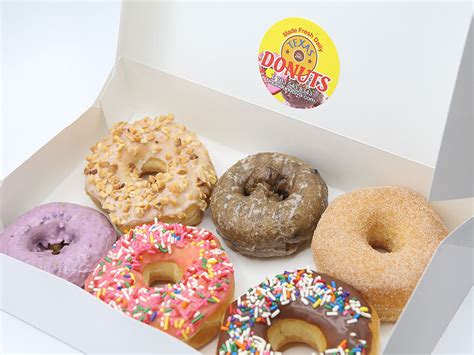 Basic Donuts Half-Dozen – Texas Donuts – Lorton