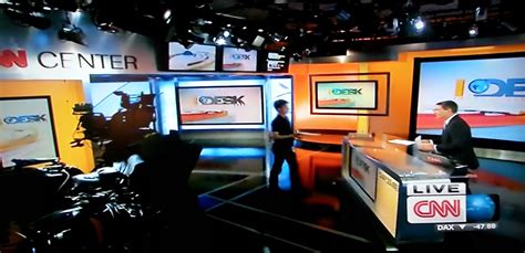 TV with Thinus: International Desk on CNN International updates its on-air look and imaging with ...