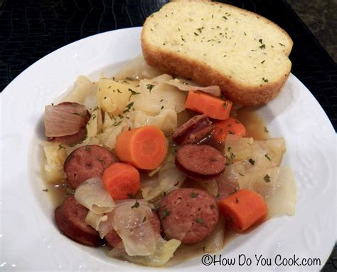 How Do You Cook.com: Polish Sausage and Cabbage Soup