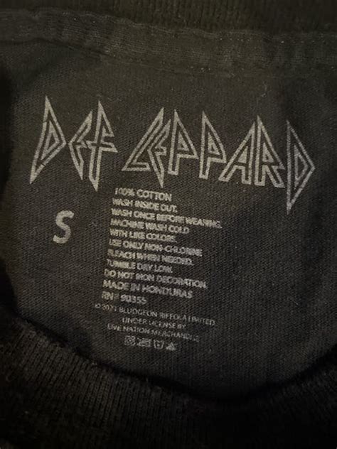 Def Leppard Def Leppard “Animal” | Grailed