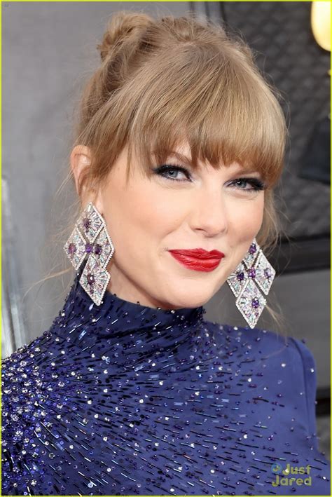 Taylor Swift Arrives at Grammys 2023 Already a Winner! | Photo 1368016 - Photo Gallery | Just ...